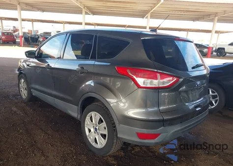 2016 Ford Escape S z USA, uszkodzony, nr VIN 1FMCU0F78GUA68275